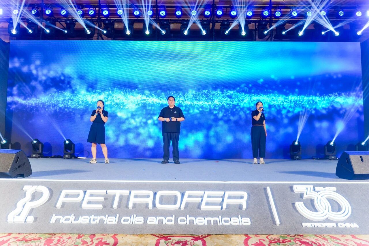 伟德体育 - 综合体育赛事平台|奥体中心相助同伴